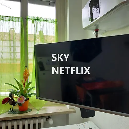 Apartment Flat Center Porta Susa, Free Parking Wifii Smart Tv Sky