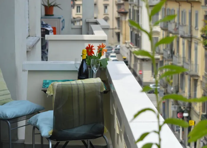 Flat Center Porta Susa, Free Parking Wifii Smart Tv Sky * Turin