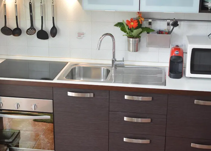 Apartment Flat Center Porta Susa, Free Parking Wifii Smart Tv Sky Turin