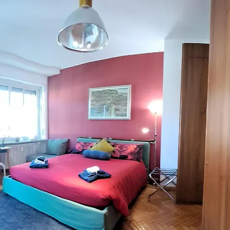 Flat Center Porta Susa, Free Parking Wifii Smart Tv Sky Apartment Turin