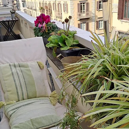 Flat Center Porta Susa, Free Parking Wifii Smart Tv Sky * Turin