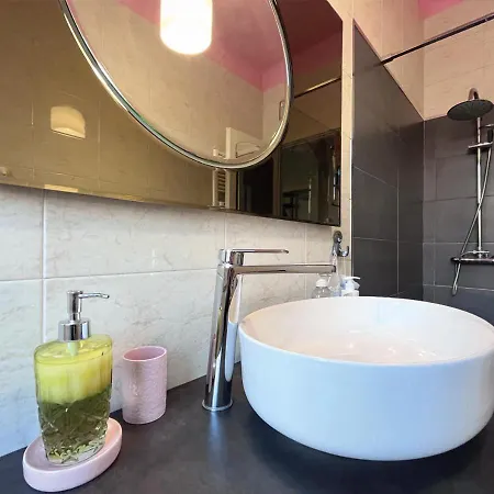 Flat Center Porta Susa, Free Parking Wifii Smart Tv Sky * Turin
